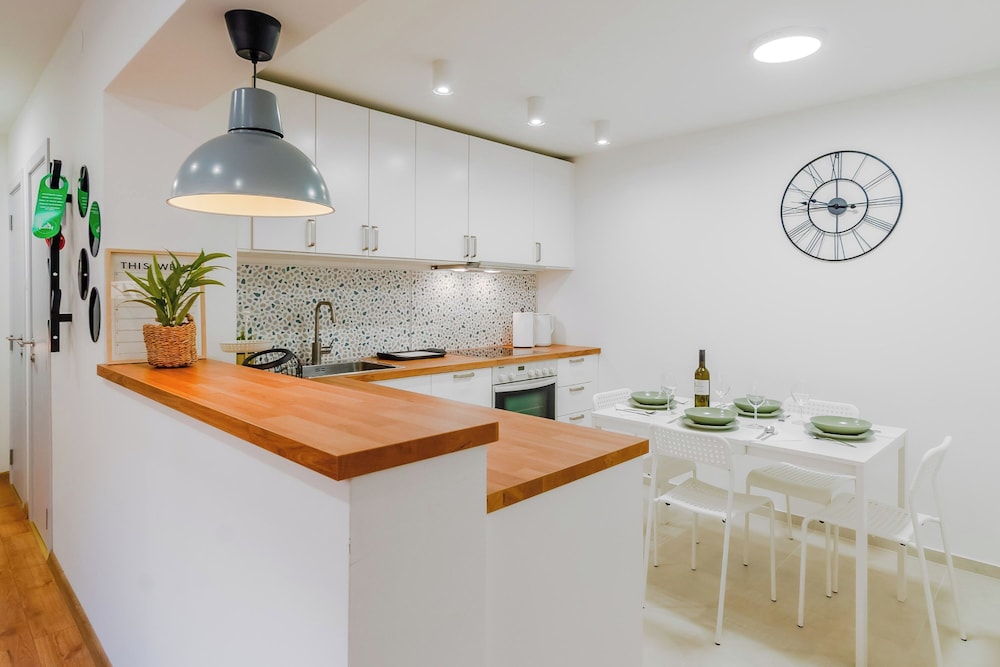 Peaceful Nest In City Center