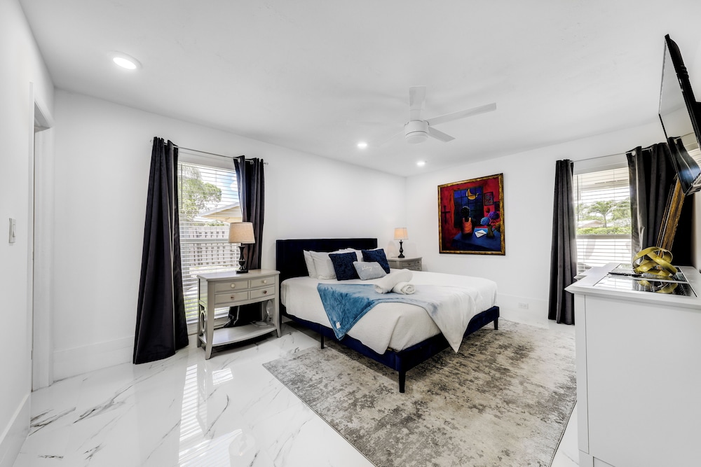 Delray Beach Home w/ Pool ~ 4 Mi to Beach!