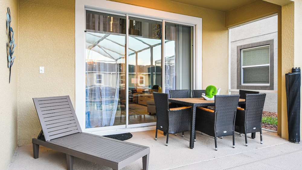 Championsgate Luxury Townhome Private Pool Game