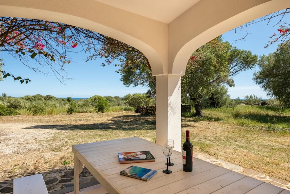 Lovely Cottage With Garden Near Orosei