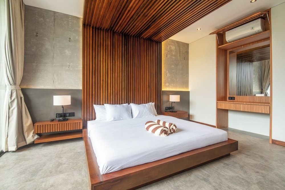 Modern 4 BR Villa Heart of Canggu 8mins to Beach