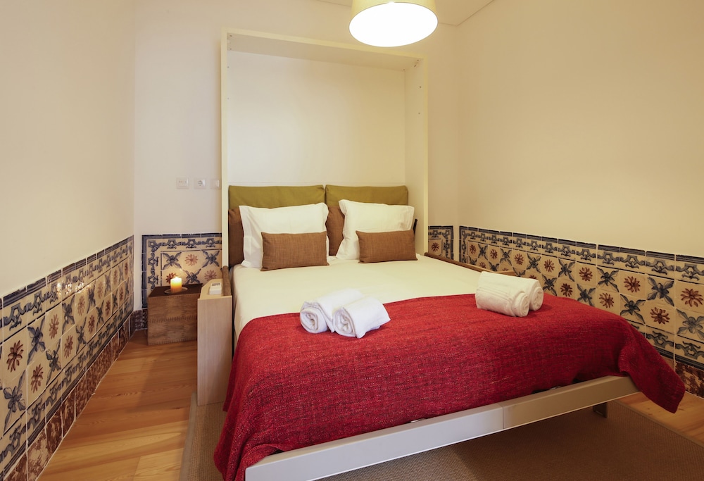 Bairro Alto Apartments by linc