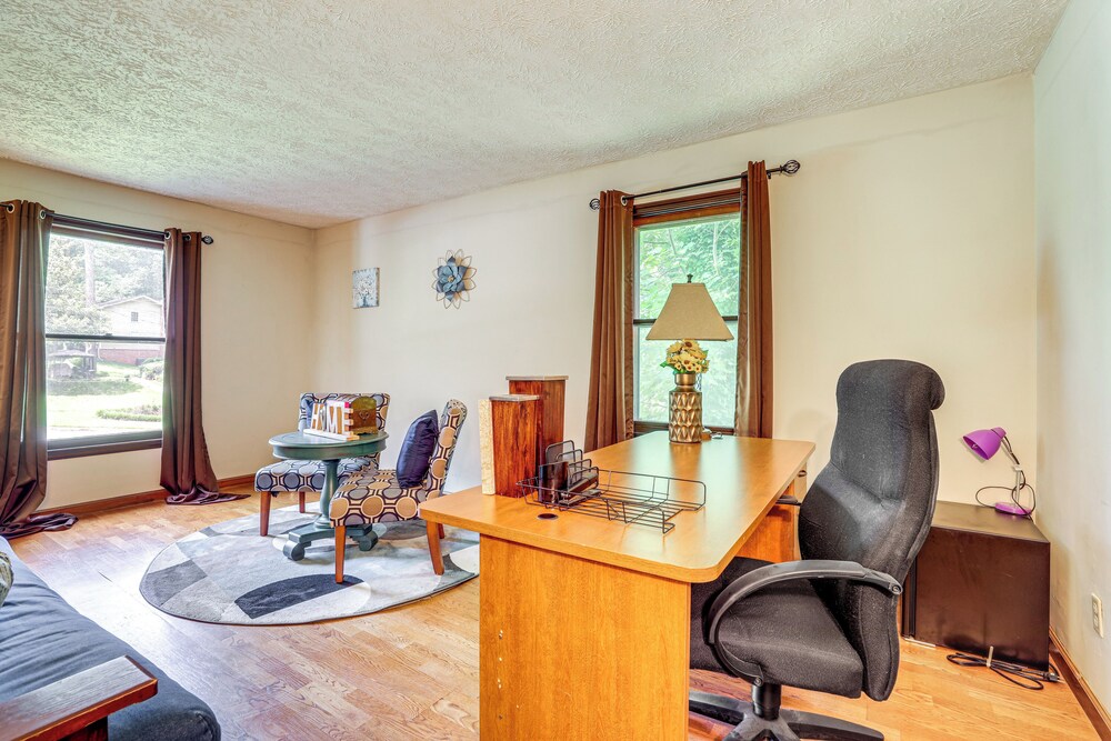 Group Getaway: Spacious Home in Stone Mountain!