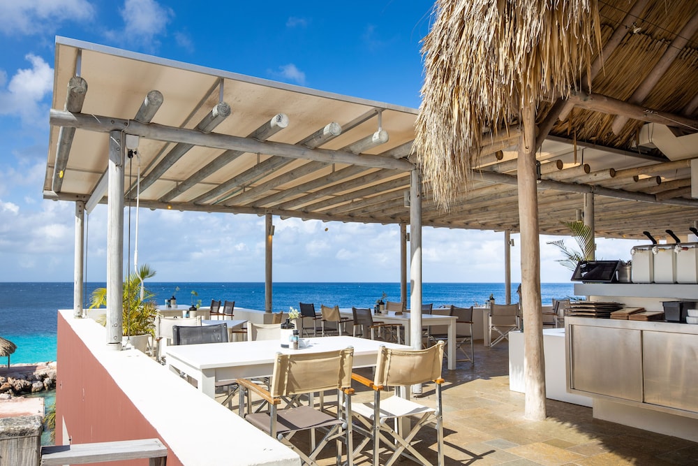 Coral Estate Holidays