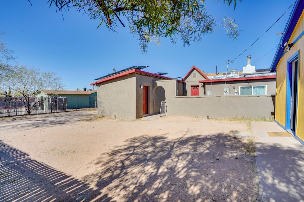 3 Mi to Arizona Stadium: Quiet Tucson Retreat