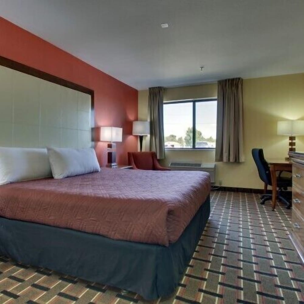 Heritage Grand Inn