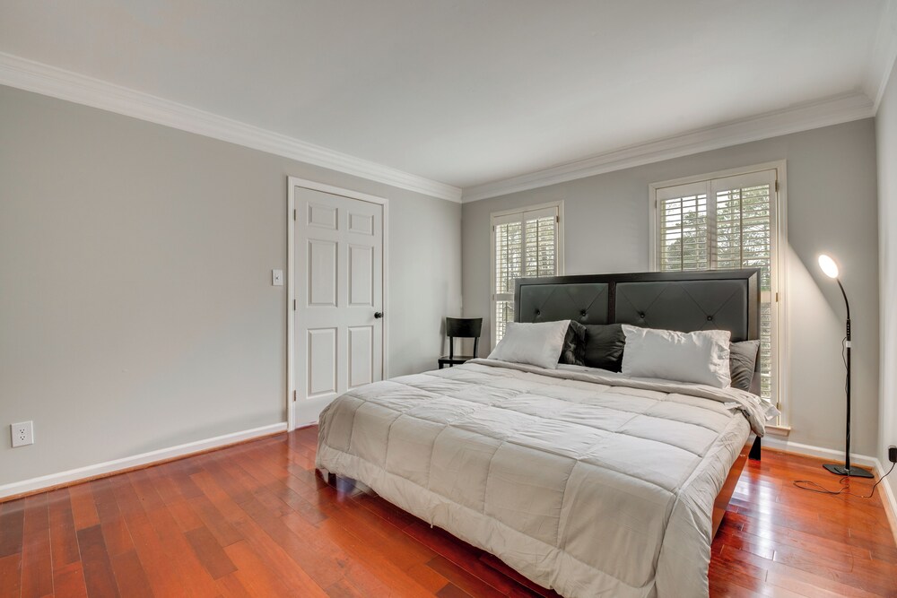 Spacious Home w/ Deck in Marietta!
