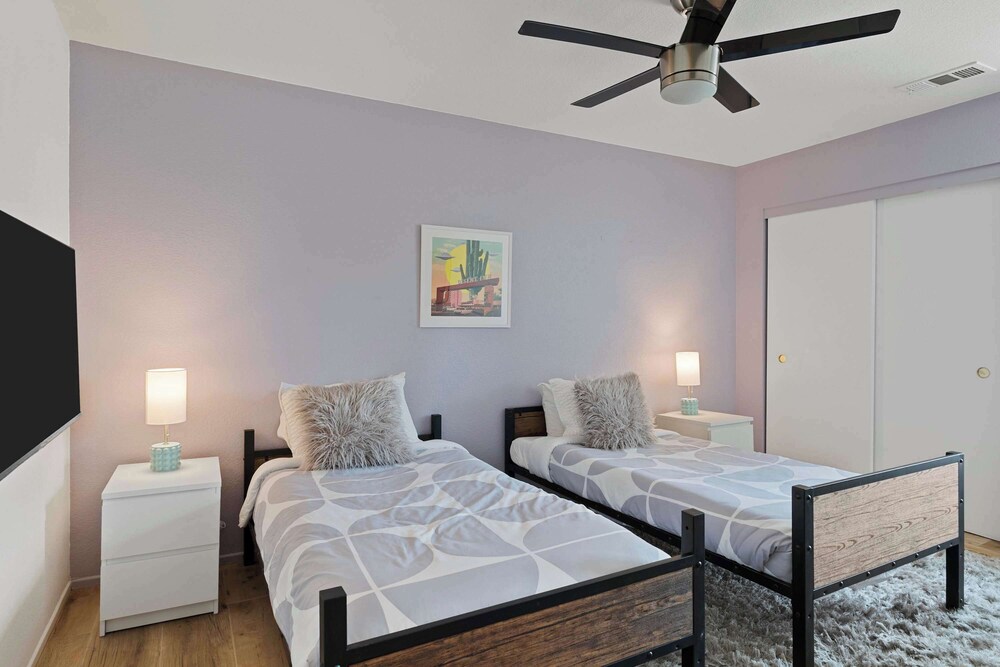 Hacienda Hideaway-3bd Great for Families