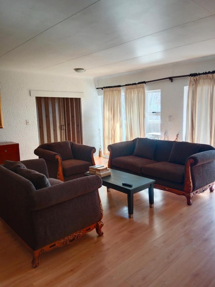 Room in Guest Room - A Home Away From Home!