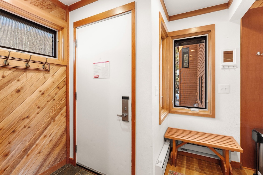 Tennis Townhome #1321 : 2