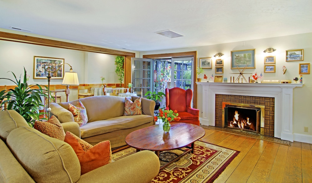 Babbling Brook Inn view 2
