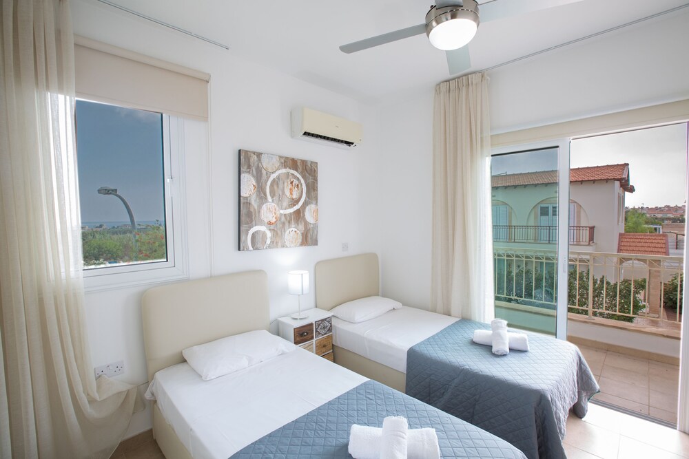 Protaras Holiday Villa Kv60 view 4