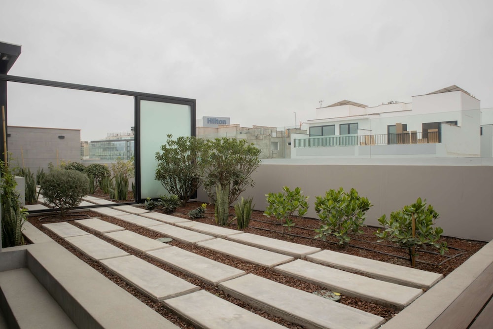 w Comfortable 2BR Stay in Miraflores
