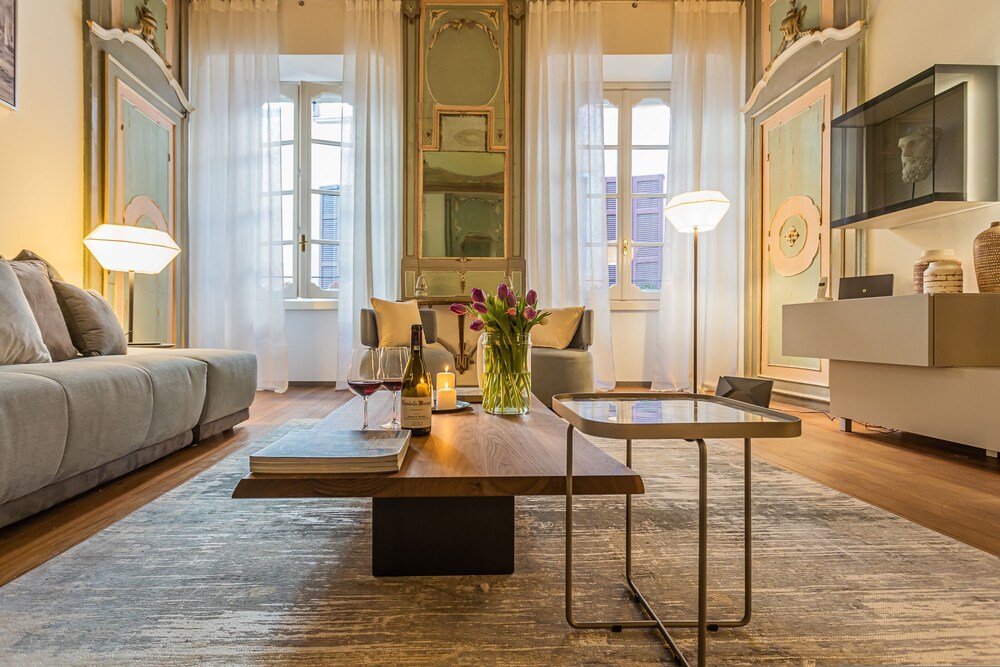Rovelli 41 in Como With 2 Bedrooms and 3 Bathrooms