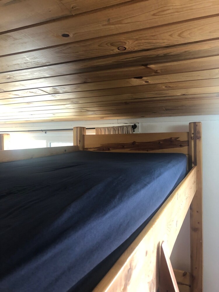 Estes Park Adventure Hostel view 3