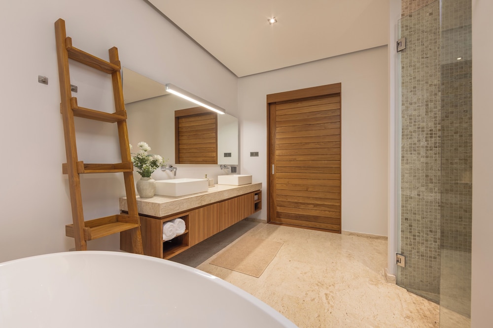 3BR Pool Villa Mana at Anchan Tropicana