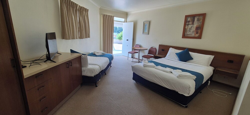Molong Motor Inn