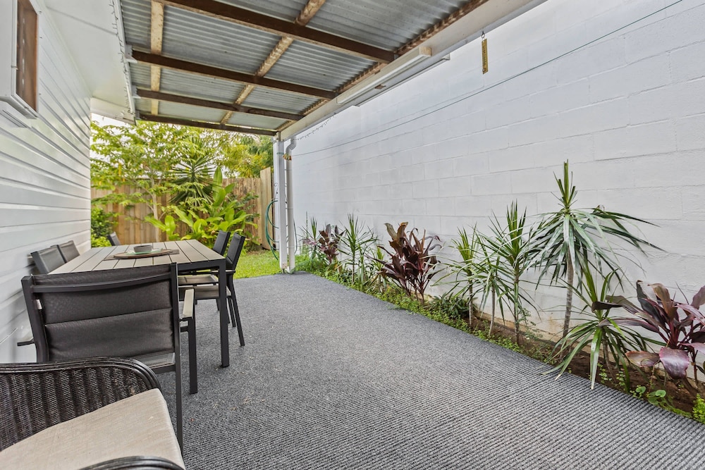 Crystal Cottage Cairns