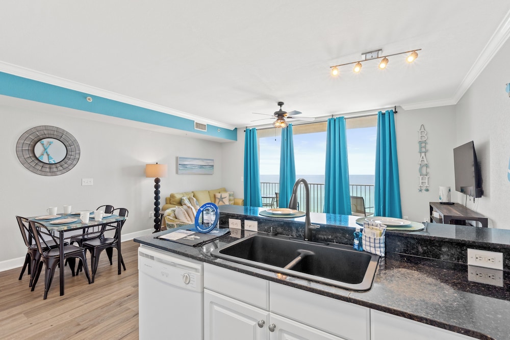 Tidewater by Book That Condo