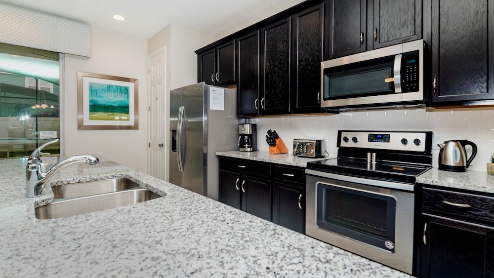 Solara Resort 4 Bedroom Private Pool Home 4 Home