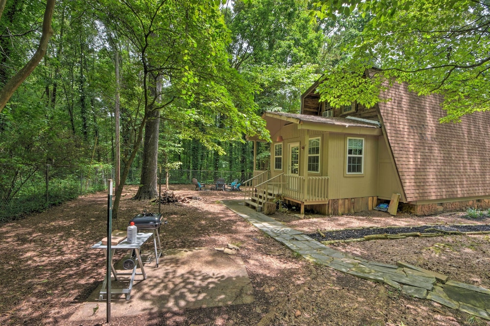 Artist's A-frame Cabin w/ New Interior  Deck - Property Image 8
