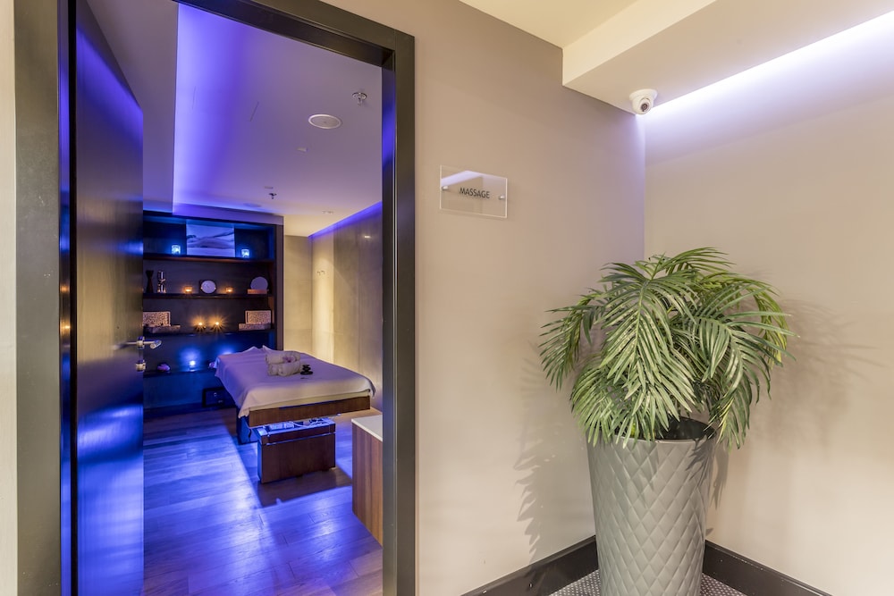 Cornaro Hotel 85