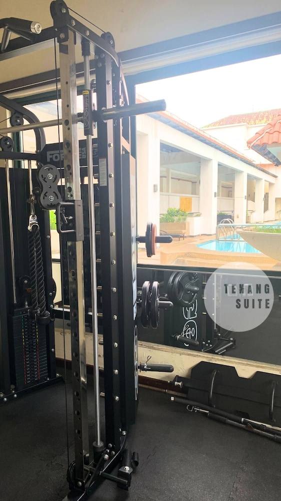1BR Urban Escape at Damansara Heights