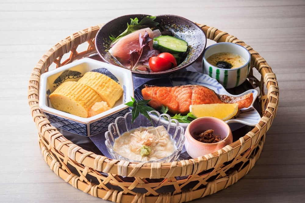 Tsukihitei Ryokan