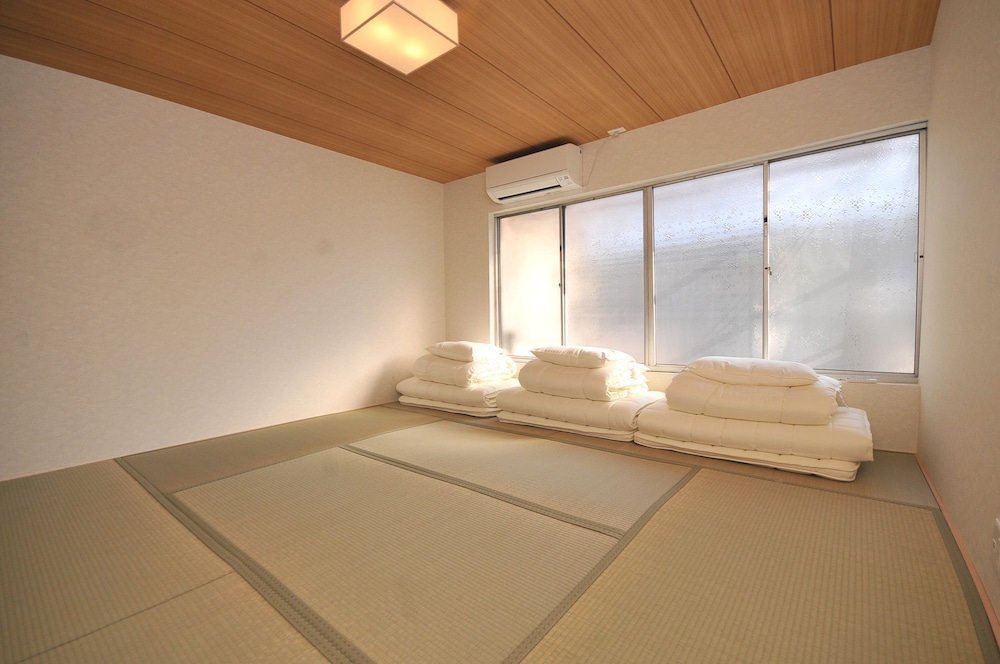 Condominium House in Osaka Shin-Fukae