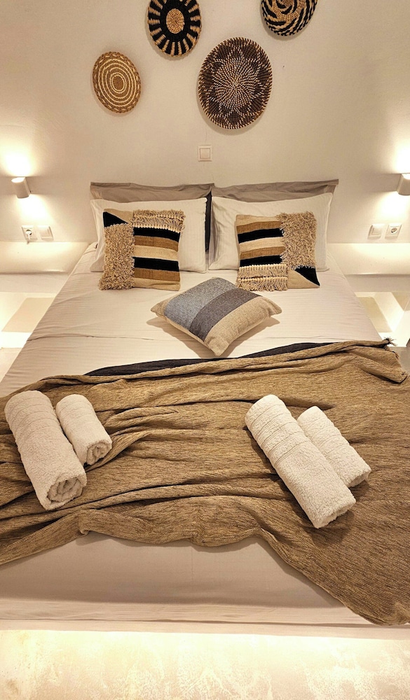 Mykonos4Islands Seaside Homes and Suites