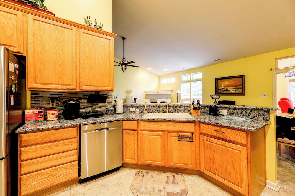 3 Mi to Bethany Beach: Family Home w/ Movie Room!