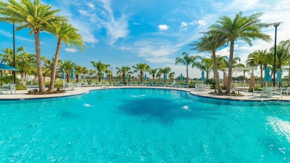 Solara Resort 5 Bedroom Home with Pool + Game Room 5 Home