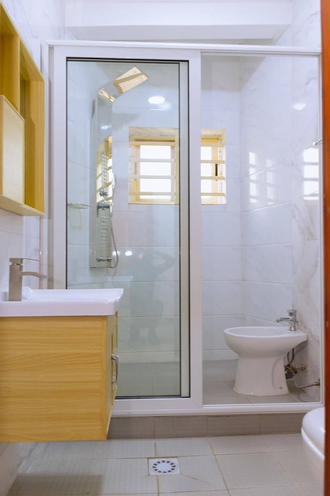 House 5 Mins From the Beach, 15 Mins From the Airport