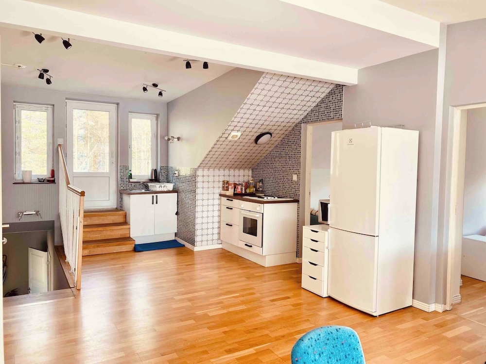 Bjurvik's Villa - Flat 3 - Business Customers Only view 5