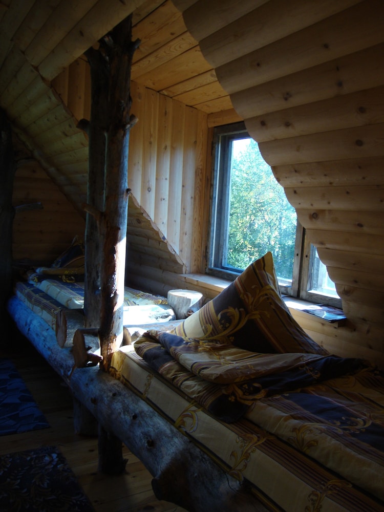 Photo 12