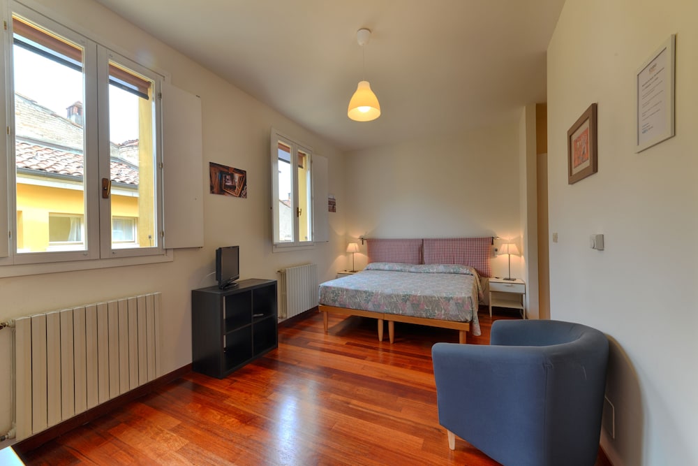 Residence Vita Studios & Apartments