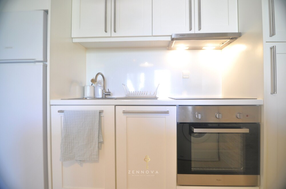 Zennova 63 Nikiti Summer Apt