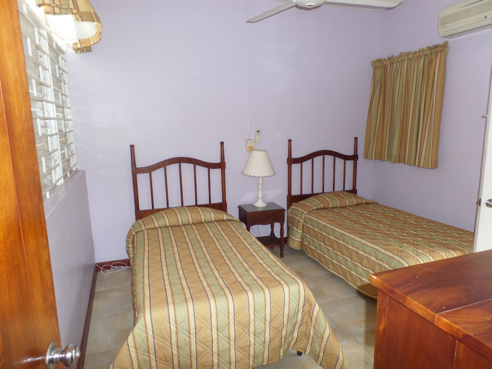 Miramar Villa