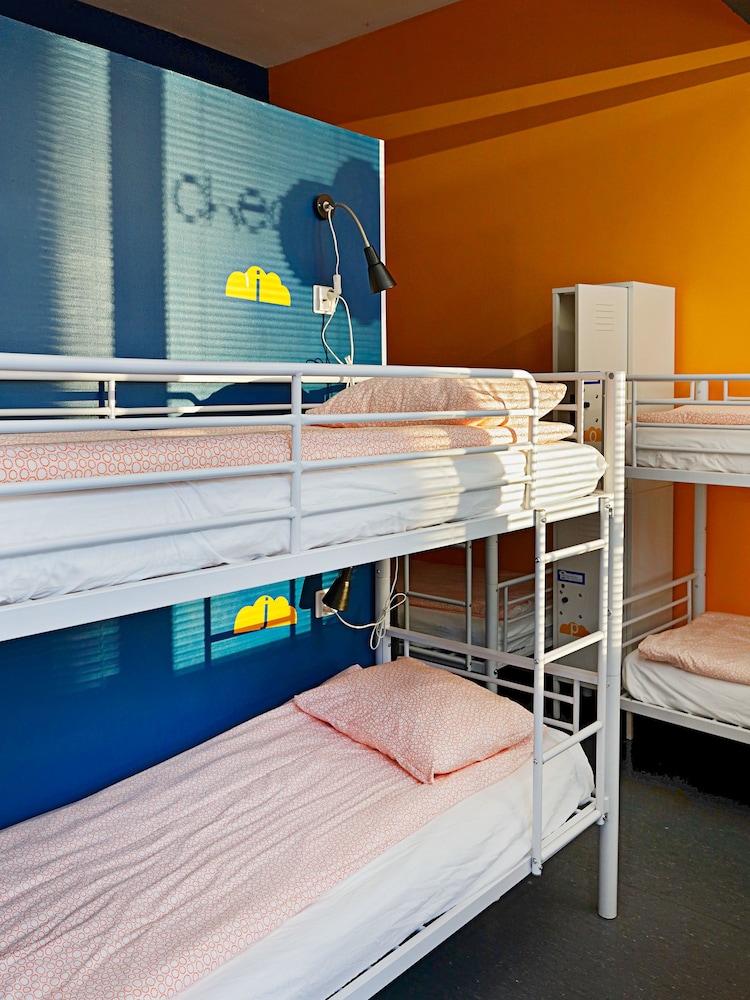 CheapSleep Helsinki - Hostel