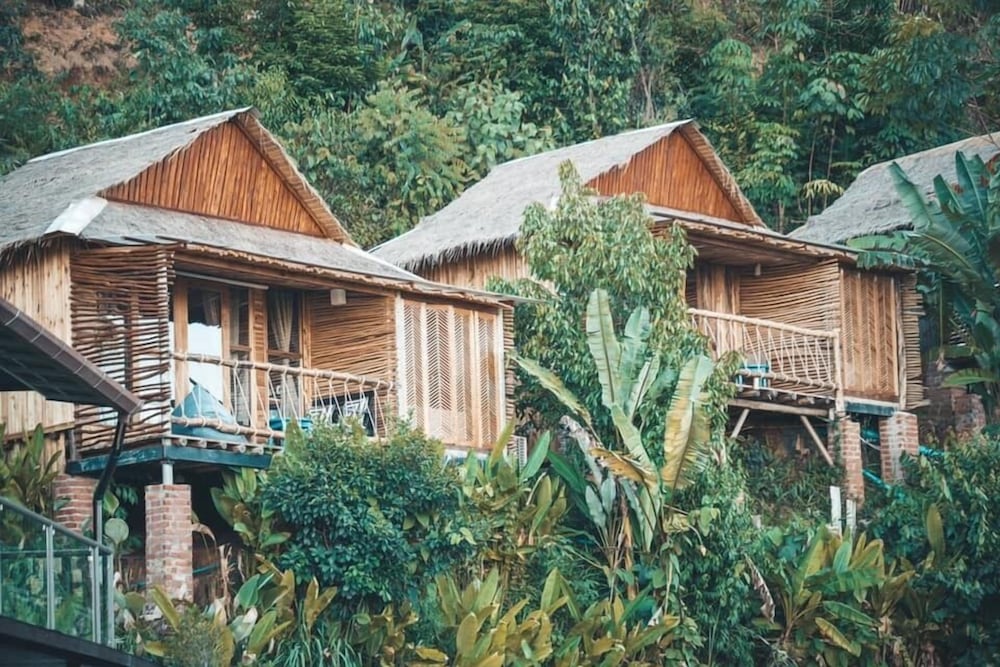 Sametnangshe Boutique