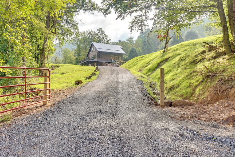 Resting Eagle Cabin w/ Mtn Views in PA Wilds