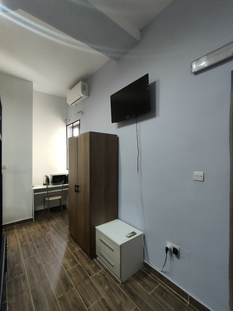 Photo 42