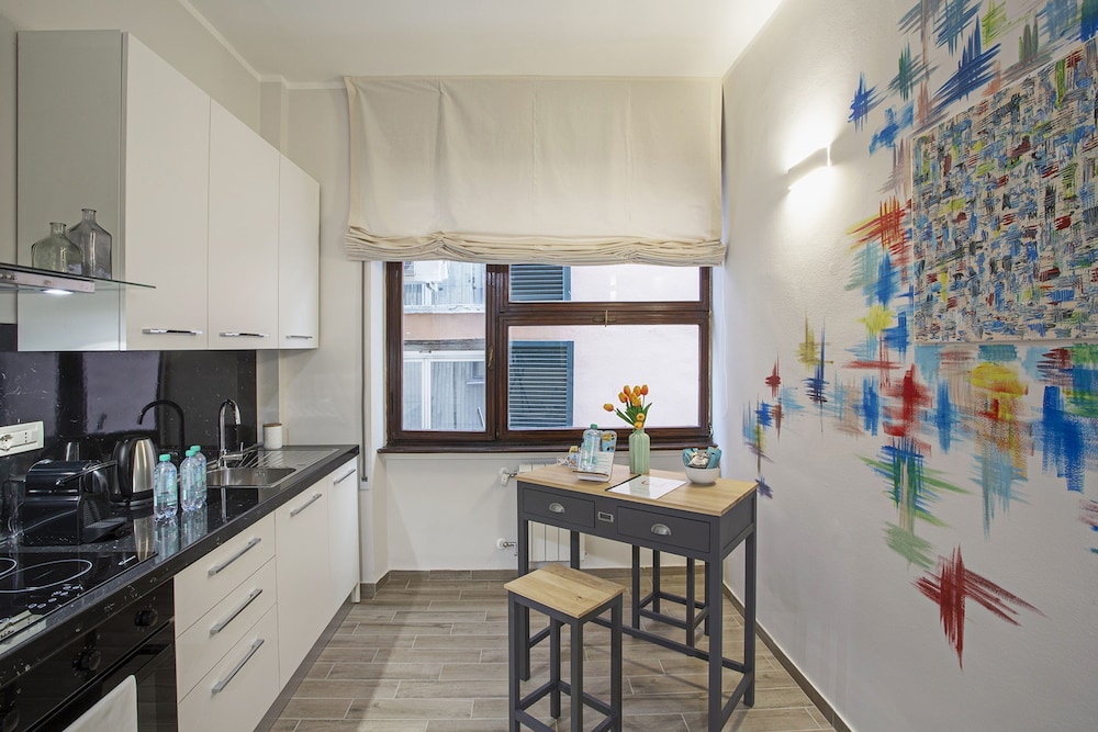 XXV Aprile by Wonderful Italy - Basilico 10