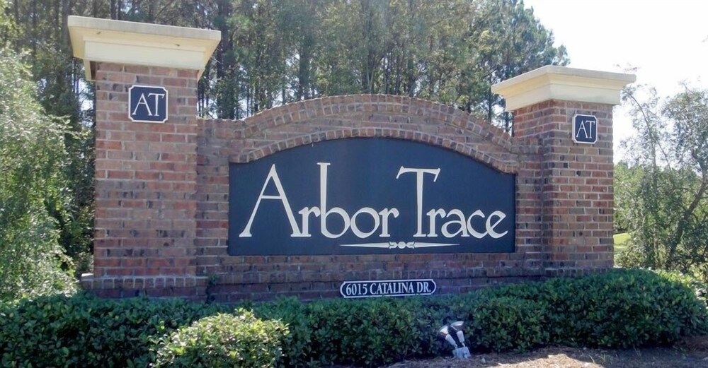Arbor Trace #723 2 Bedroom Condo by RedAwning view 5