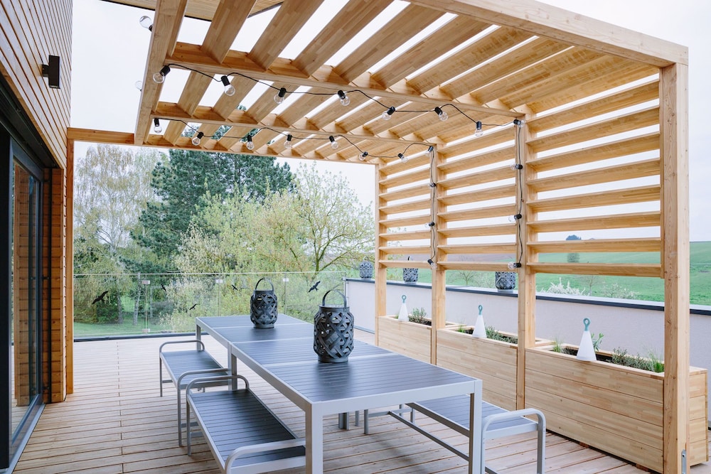 La Maison Devant La Prairie, 写真 123