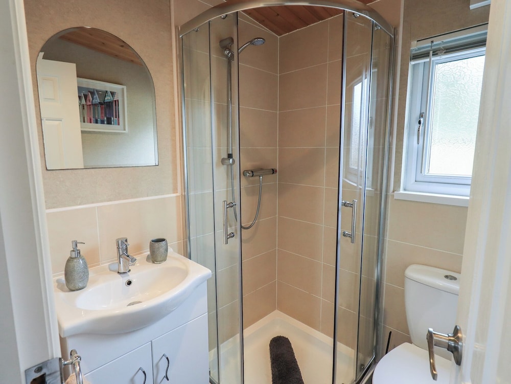 Striding Edge Lodge
