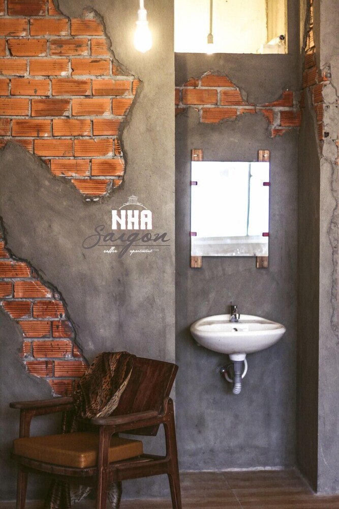 Nha Saigon