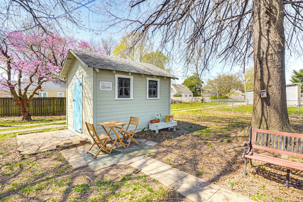 Fire Pit: Pet-friendly Mt Vernon Gem!