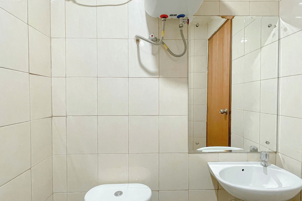 Simple Style 2Br Apartment Vida View Makassar
