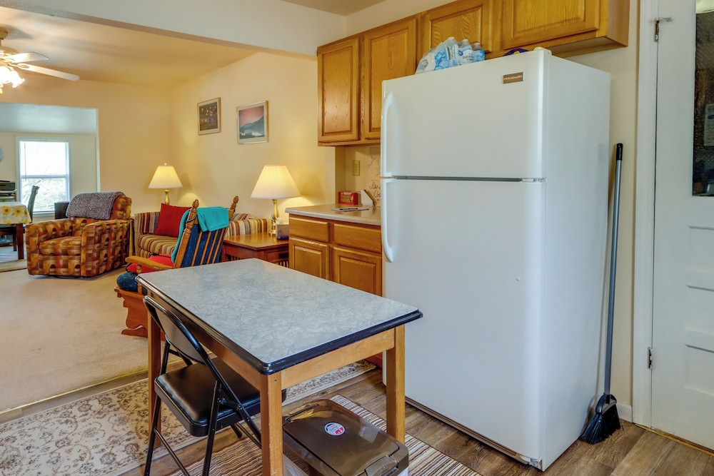 Lake of the Ozarks Vacation Rental w/ Boat Dock!